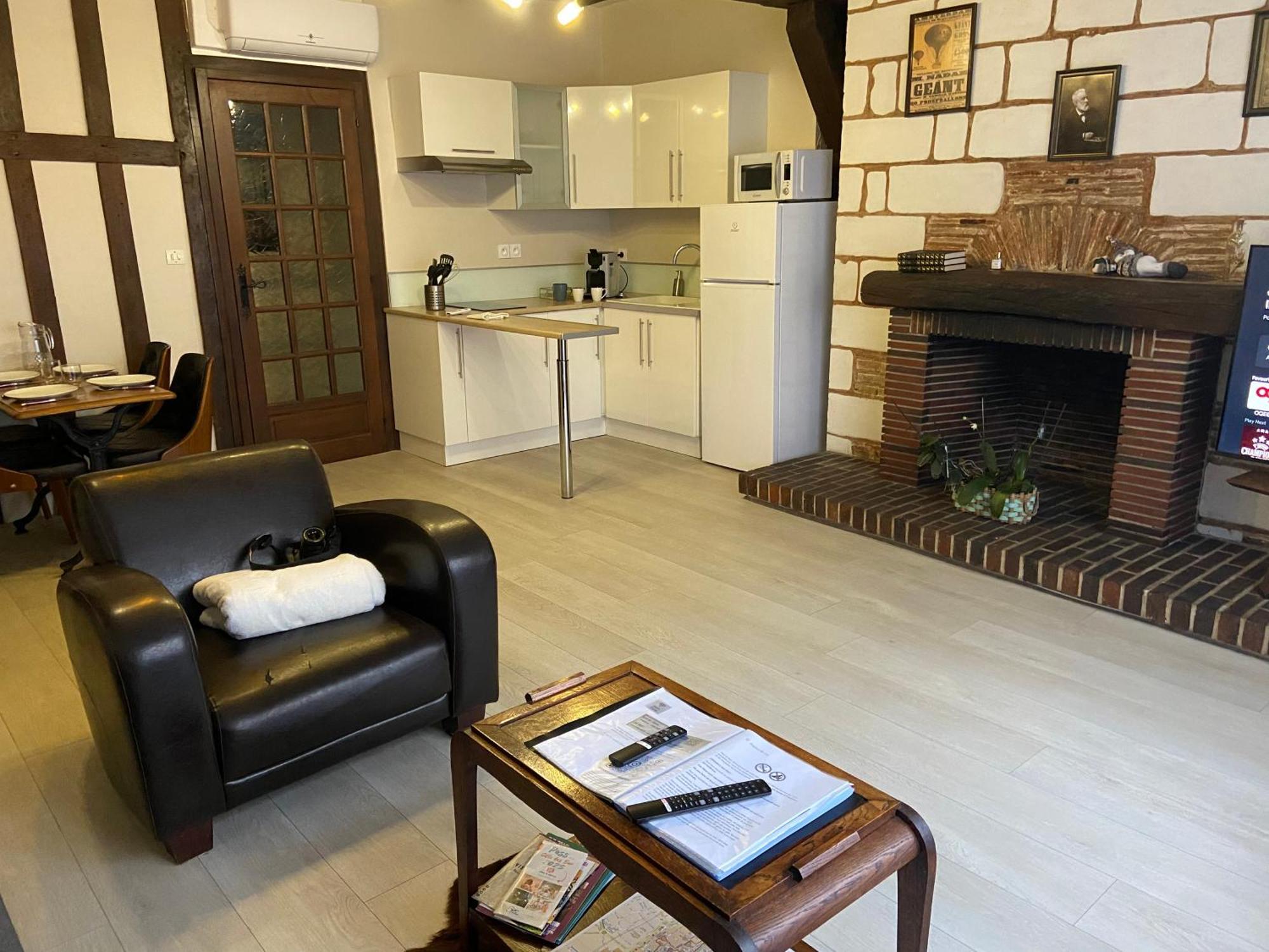 La Champenoise Apartment Troyes Exterior photo